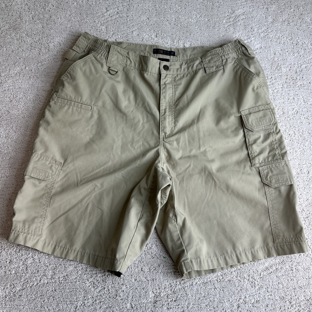 Men's 5.11 Tactical Size 40 Tan Cargo Military Shorts Outdoor 10.5"‎ Inseam